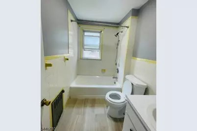 568 N Maple Ave #2, East Orange, NJ 07017 - Photo 8