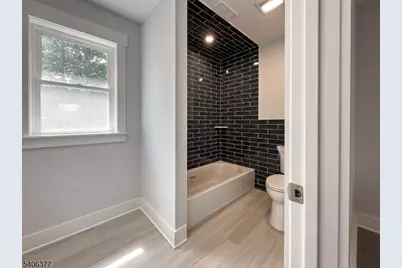 142 Passaic Ave, Roseland, NJ 07068 - Photo 24