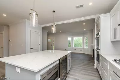 142 Passaic Ave, Roseland, NJ 07068 - Photo 8