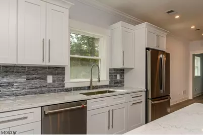 142 Passaic Ave, Roseland, NJ 07068 - Photo 6