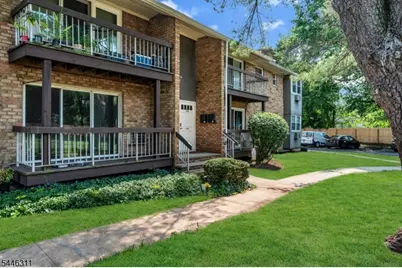 38 Deanna Dr #105, Hillsborough Township, NJ 08844 - Photo 4