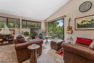 35 N Slope, Union Township, NJ 08809 - Photo 14