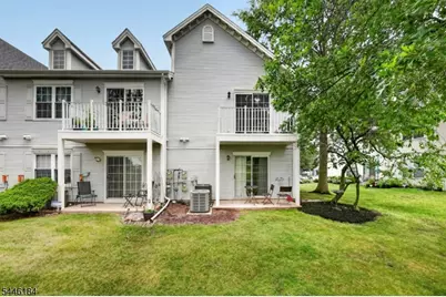 161 Gregory Ln, Franklin Township, NJ 08823 - Photo 2