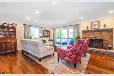 42 Highpoint, Cedar Grove, NJ 07009 - Photo 6