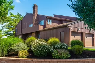 42 Highpoint, Cedar Grove, NJ 07009 - Photo 2