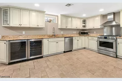 1003 Charles St, Mountainside, NJ 07092 - Photo 34