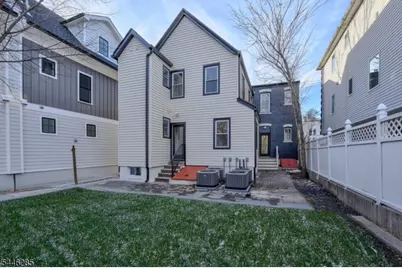 135 Forest St #1R, Montclair, NJ 07042 - Photo 12