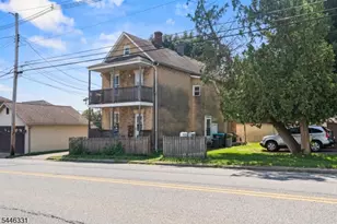 1027 3rd Ave, Alpha, NJ 08865 - Photo 2
