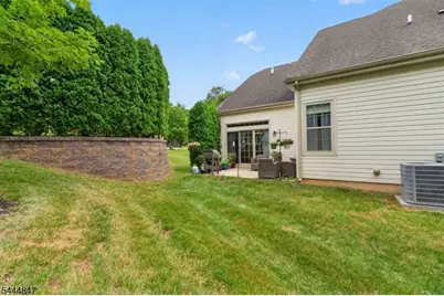 418 Edward St, Lopatcong Township, NJ 08865 - Photo 24