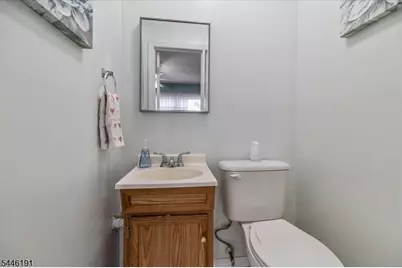 81 Summit Ave, Butler, NJ 07405 - Photo 18