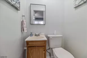81 Summit Ave, Butler, NJ 07405 - Photo 18
