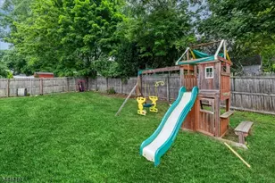 81 Summit Ave, Butler, NJ 07405 - Photo 22