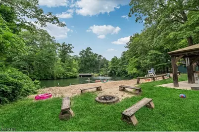 81 Summit Ave, Butler, NJ 07405 - Photo 26