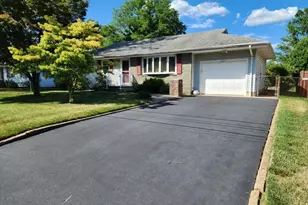615 Ashland Rd, Middlesex, NJ 08846 - Photo 1