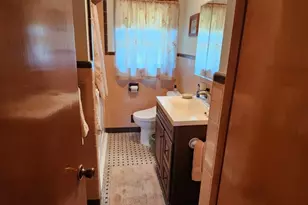 615 Ashland Rd, Middlesex, NJ 08846 - Photo 12