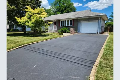 615 Ashland Rd, Middlesex, NJ 08846 - Photo 2