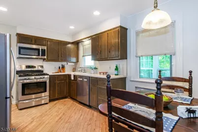 15 Glenwood St, Clifton, NJ 07013 - Photo 12