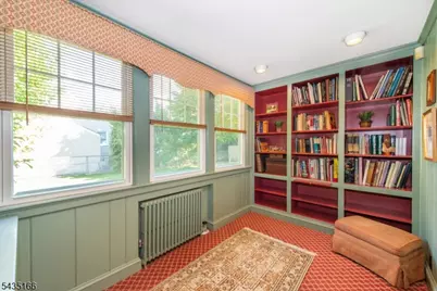 15 Glenwood St, Clifton, NJ 07013 - Photo 16
