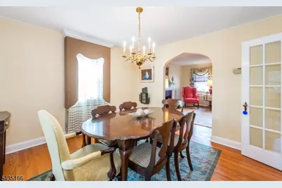 15 Glenwood St, Clifton, NJ 07013 - Photo 10