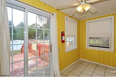 689 Crescent Dr, Bound Brook, NJ 08805 - Photo 4