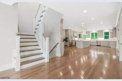 107 Chestnut Ave, Bernardsville, NJ 07924 - Photo 4