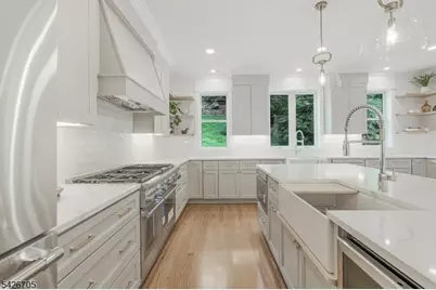 107 Chestnut Ave, Bernardsville, NJ 07924 - Photo 14