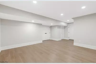 107 Chestnut Ave, Bernardsville, NJ 07924 - Photo 44
