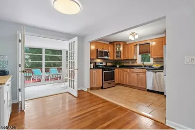 184 Beech St, Nutley, NJ 07110 - Photo 10