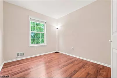 50 Pine St #6i2, Montclair, NJ 07042 - Photo 14