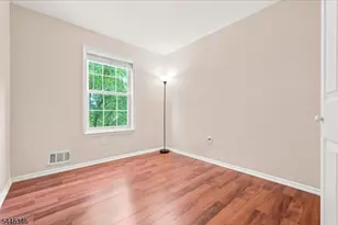 50 Pine St, Montclair, NJ 07042 - Photo 14