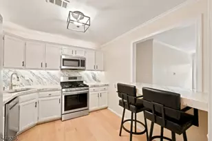 50 Pine St, Montclair, NJ 07042 - Photo 8
