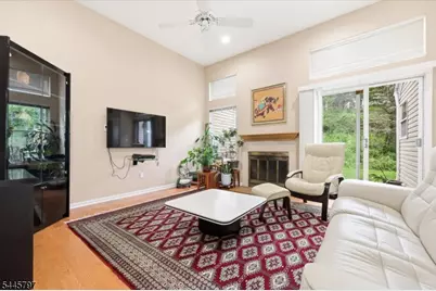 246 Long Meadow Rd, Bedminster Township, NJ 07921 - Photo 4