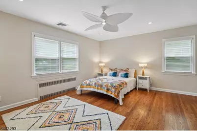 70 Kingwood Dr, Little Falls Township, NJ 07424 - Photo 22