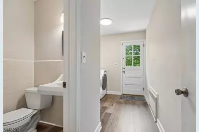 70 Kingwood Dr, Little Falls Township, NJ 07424 - Photo 20