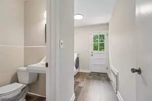 70 Kingwood Dr, Little Falls Township, NJ 07424 - Photo 20