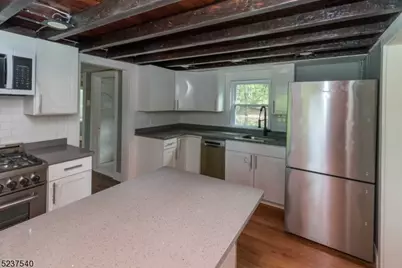 496 Manchester Ave, North Haledon, NJ 07508 - Photo 6