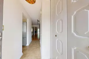 81 Chelsea Way, Bridgewater, NJ 08807 - Photo 2