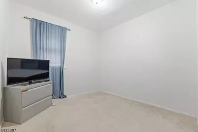 598 Van Houten Ave, Clifton, NJ 07013 - Photo 14