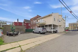 598 Van Houten Ave, Clifton, NJ 07013 - Photo 24