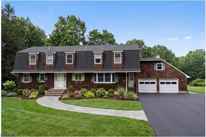 381 Drakestown Rd, Washington Township, NJ 07853 - Photo 1