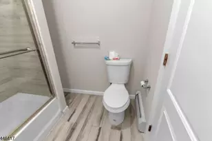 87 N 19th St, East Orange, NJ 07017 - Photo 12