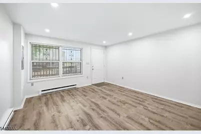 21 N 13th St, Newark, NJ 07107 - Photo 8