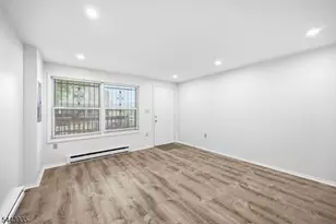 21 N 13th St, Newark, NJ 07107 - Photo 8