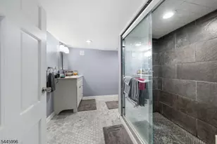 315 Florence Ave, Hillside, NJ 07205 - Photo 22
