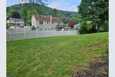 25 Ivy Pl, Vernon, NJ 07418 - Photo 18