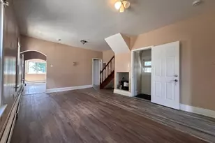748 Trumbull St, Elizabeth, NJ 07201 - Photo 2