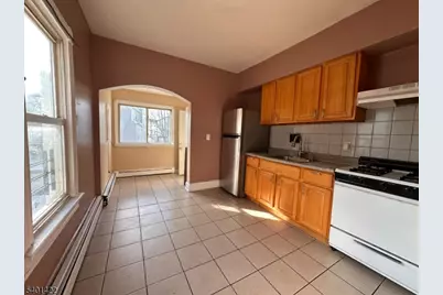 748 Trumbull St #2, Elizabeth, NJ 07201 - Photo 4