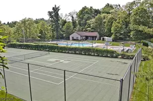 22 Averell Dr, Parsippany, NJ 07950 - Photo 36