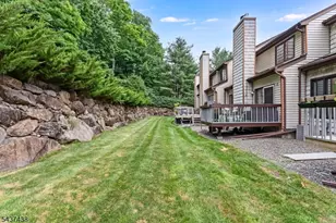 22 Averell Dr, Parsippany, NJ 07950 - Photo 32