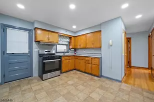 95 Hudson St, Clifton, NJ 07011 - Photo 8